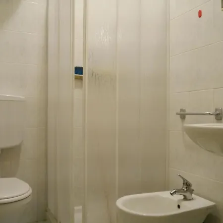 Studio Fuer 3 Personen Ca 25 Qm In Lido Delle Nazioni, Adriakueste Italien Podelta *
